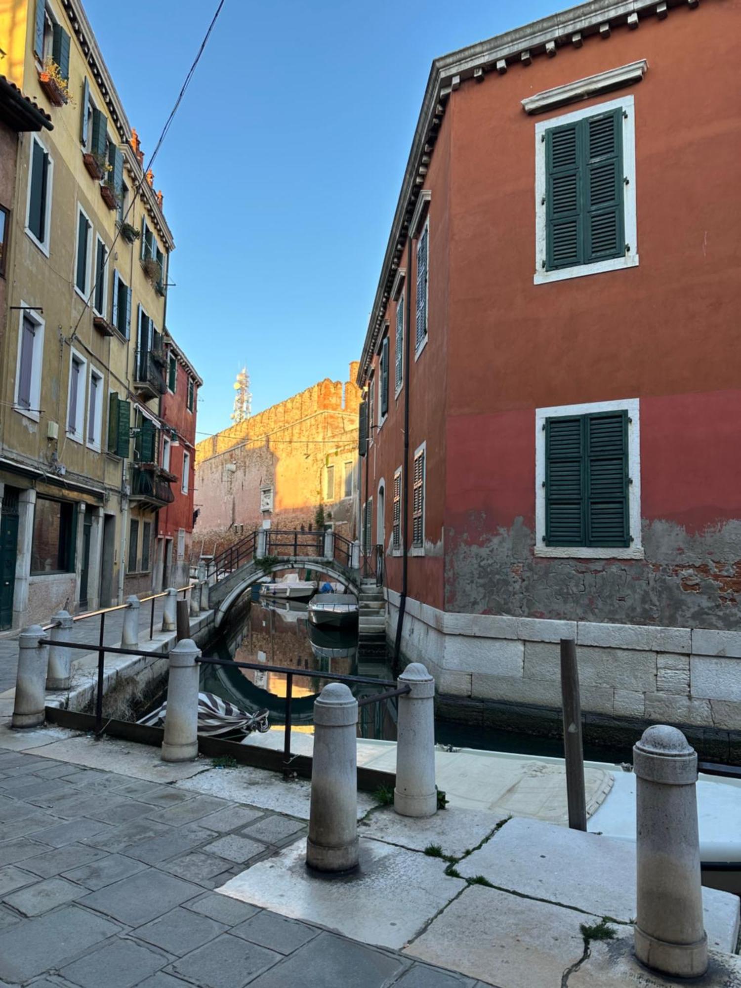 Ca Penini - Canal View Venetië Buitenkant foto